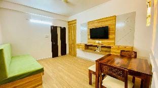 Saifuddin And Sons Apartment in India