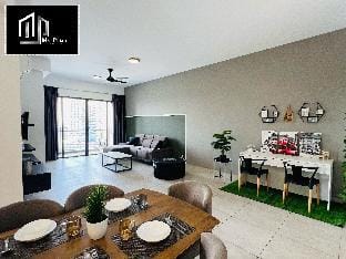 BigPool 10pax 3room 200MbpsInternet Atlantis D15 Apartment in Malacca
