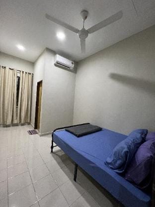 RE CHANGLUN HOMESTAY (muslim only) Vacation rental in Kedah