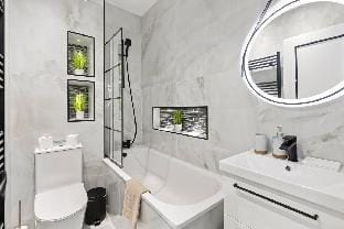 Summer Fun| 2 bed Luxury flat | Battersea Vacation rental in London