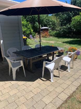 One Panama - free bike use,  close to MB Village Vacation rental in Martinborough