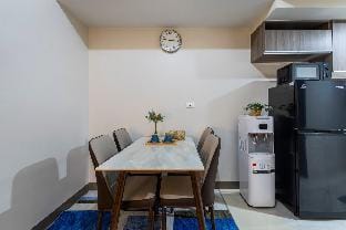 Suite Rm #2 @ Park McKinley West Vacation rental in Makati