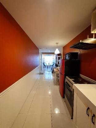 Lazarus Deluxe Suite 1-Br Fully Equipped Kitchen Vacation rental in Quezon City