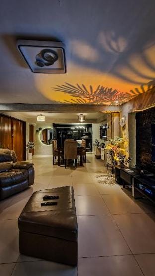 Makati Royale Luxury 4-Bedroom Home w/ Videoke Vacation rental in Makati