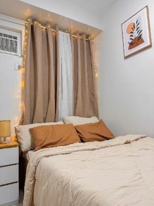 Aesthetic Condo | 2BR | 6 pax | Netflix & Wifi Apartment in Cebu City