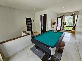 Villa Bandung Dago W Private pool dan Billiard Villa in Bandung