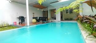 Villa Bandung Dago with Private Pool & Billiard Villa in Bandung