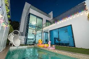 Rin poolvilla 4bedroom Vacation rental in Pattaya City