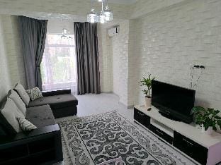Комфортная квартира Бокомбаева/Кылык-Акиева  Apartment in Almaty Region, Kazakhstan