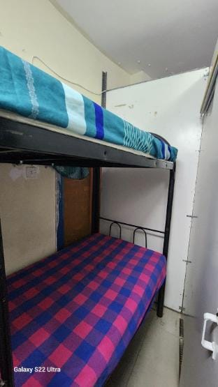 Partition Men Bed Space Vacation rental in Dubai