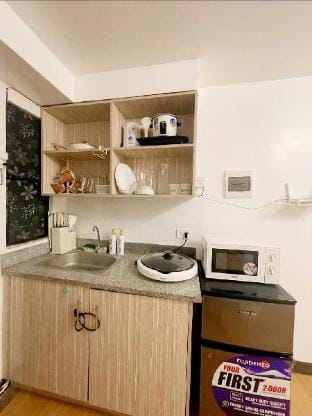 The Hideaway Imus 1BR|Netflix|Disney|PS4|Wifi Apartment in Bacoor