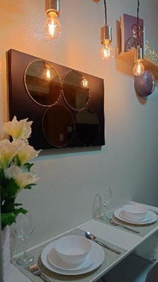 Staycationsite at Shore 3 Residences, Mall of Asia Vacation rental in Pasay