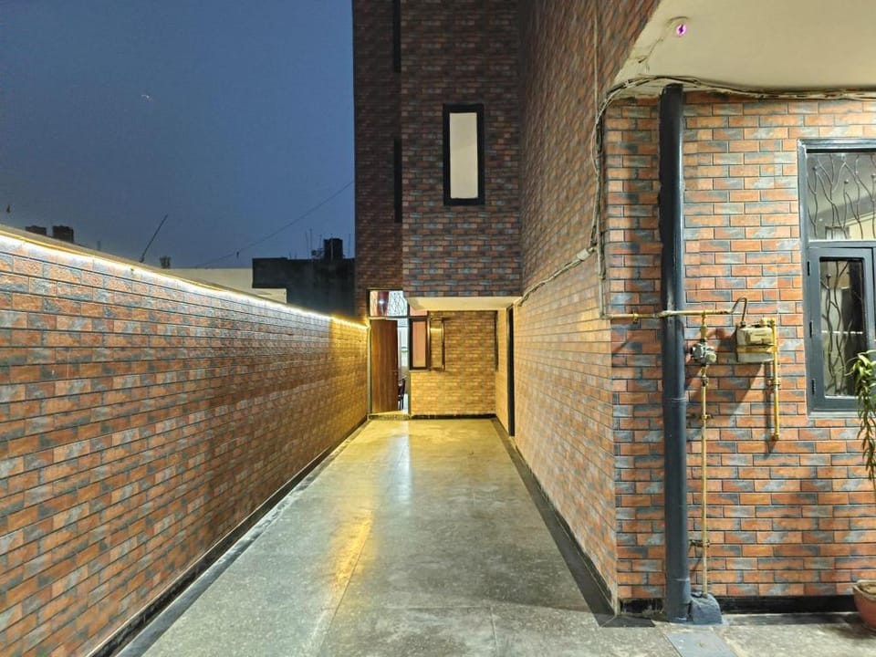 Swastika Homes Near Wave City Center Noida Hotel in Noida