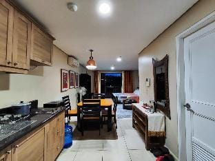 Tagaytay Staycation in Crosswinds Studio Type Apartment in Tagaytay