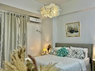 Bell Place at Venice Luxury Residences Apartment in Makati