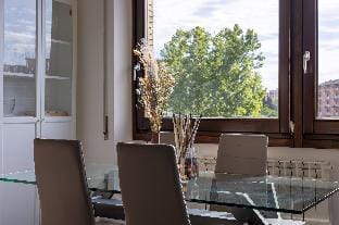 New and modern apartment in Trastevere Apartment in Rome