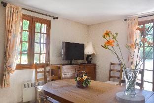 Le Malis - Charming half-timbered family house with large garden Vacation rental in Normandy