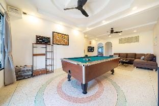 Golden Sands Villa, 15 minutes walk to beach. Villa in Choeng Thale