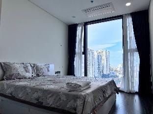 Căn hộ luxury Han Jardin Ngoại Giao Đoàn Apartment in Laos