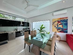 Paradise Retreat in Rawai - Aromdee Villa Villa in Rawai