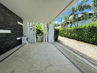 Paradise Retreat in Rawai - Aromdee Villa Villa in Rawai