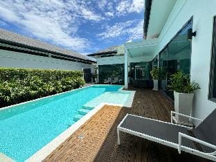 Paradise Retreat in Rawai - Aromdee Villa Villa in Rawai