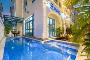 My Villa Sun Grand City Feria Ha Long bay Apartment in Laos