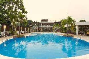 Greenridge Resort Main Villa Villa in Calabarzon