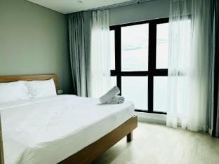 Căn hộ 2 phòng ngủ trung tâm thành phố cạnh biển Apartment in Nha Trang