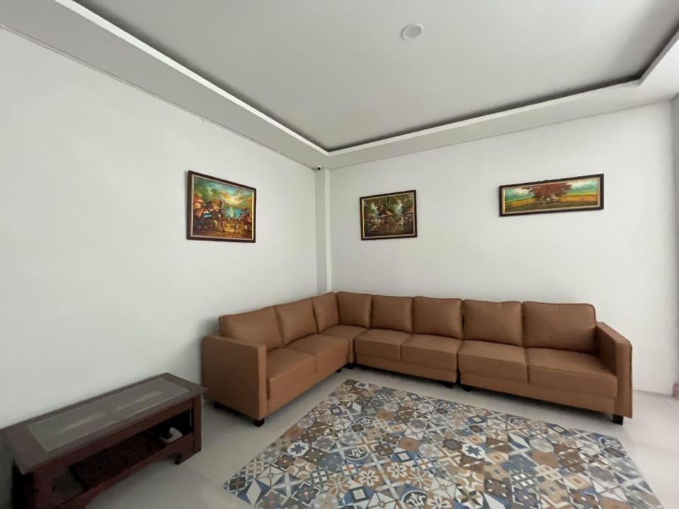Urbanview Syariah near Stadion Manahan Solo Hotel in Special Region of Yogyakarta