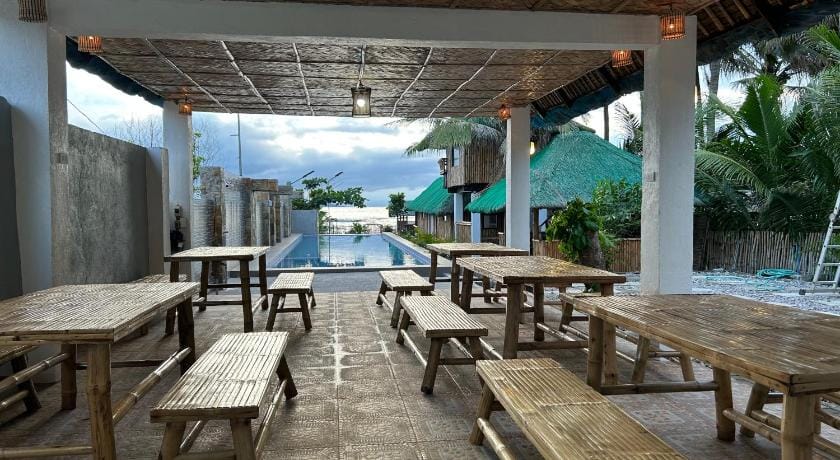 Oktowaves hotel Beach resort Hostel in Nasugbu
