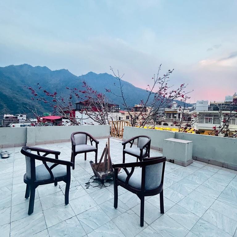 Restwell Tapovan Rishikesh Hotel in Rishikesh