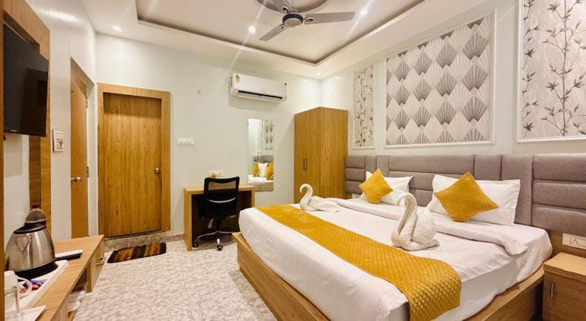 Hotel Rudra Residency Hotel in India