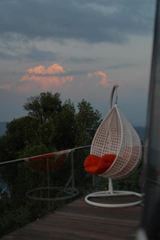 Harmony Heights Hotel in Uttarakhand