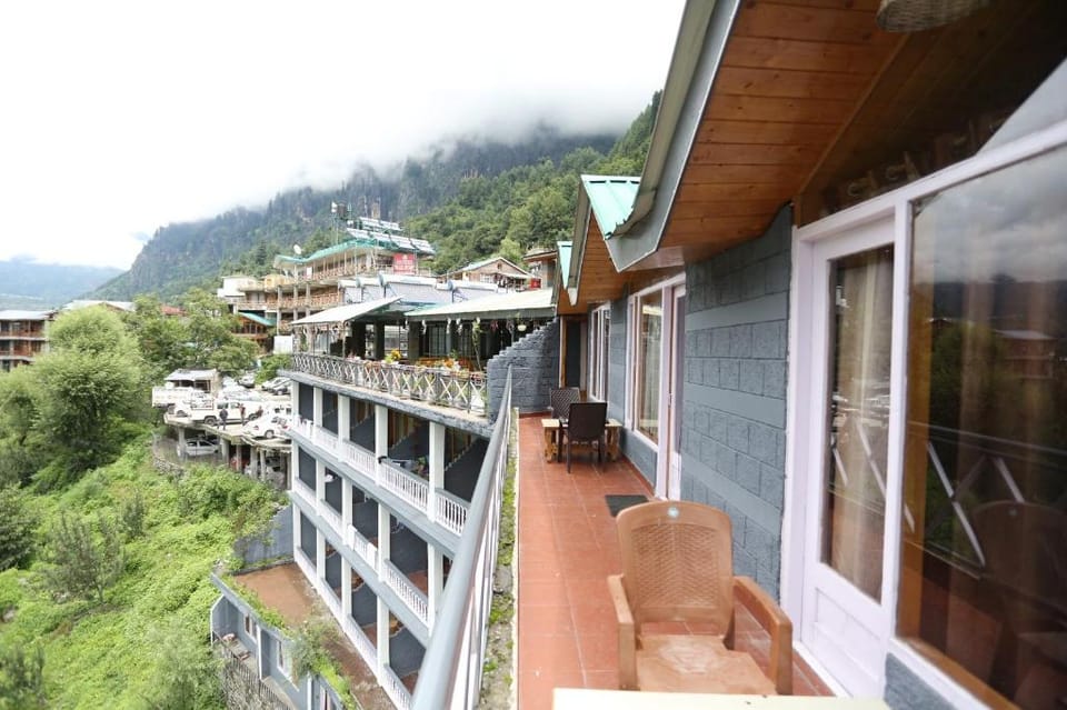 Hotel Surbhi Hotel in Himachal Pradesh