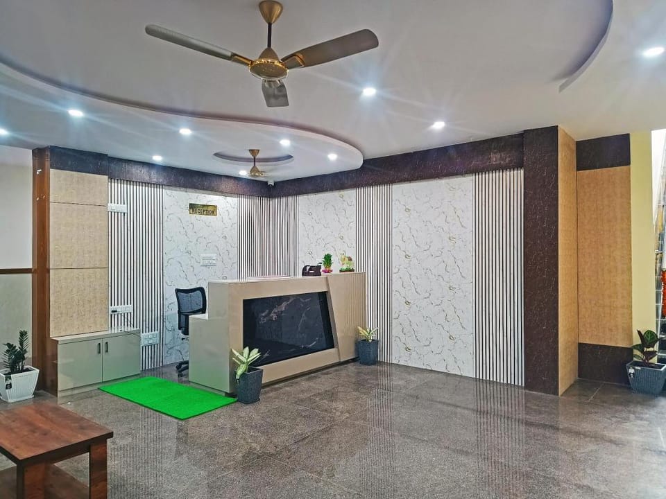 Hotel Achhu Palace Hotel in Bengaluru