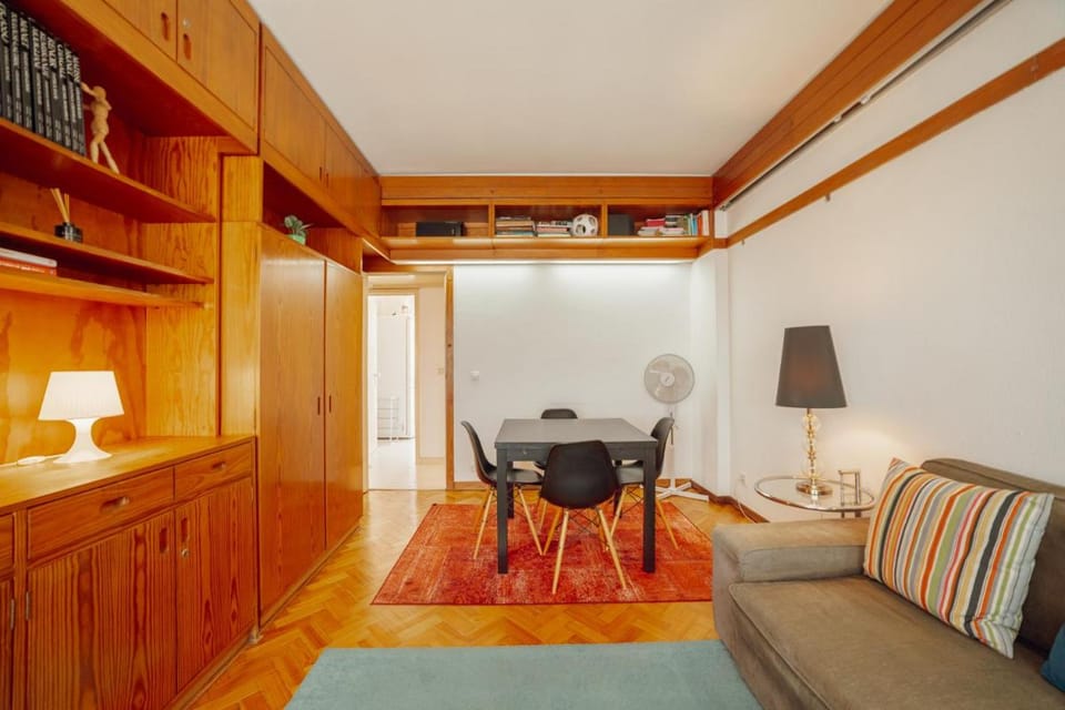 Downtown Classic With Terrace by Vacationy Apartment in Porto