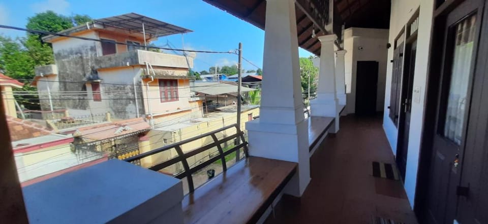 Homestay DGH Bed and Breakfast in Alappuzha