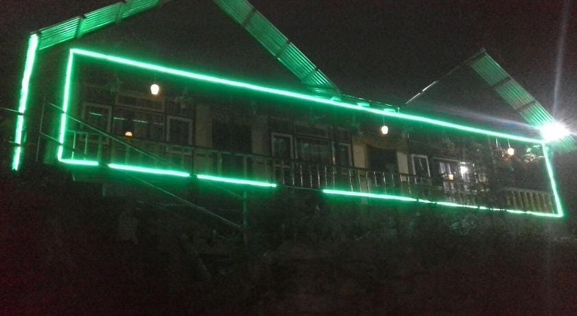 Vamoose Tashi Homestay Vacation rental in West Bengal