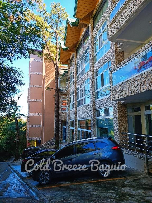 Condo with Breathtaking View by Cold Breeze Baguio Apartment in Baguio