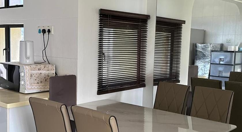 Wayton court Apartment in George Town