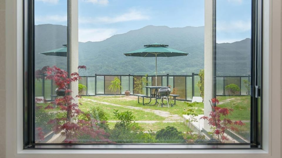 gyeongsan stage-ipple pet pension Bed and Breakfast in South Korea