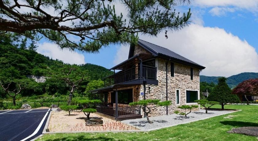 Gapyeong La Vie En Rose Private Pension Bed and Breakfast in Gyeonggi-do