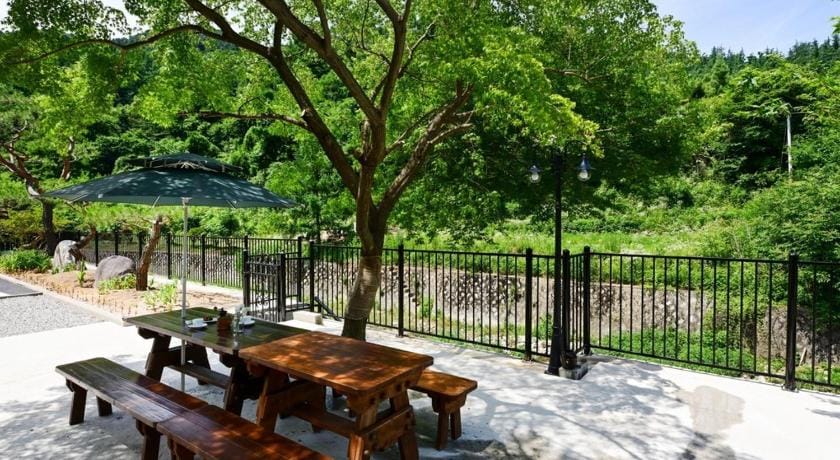 Gapyeong La Vie En Rose Private Pension Bed and Breakfast in Gyeonggi-do
