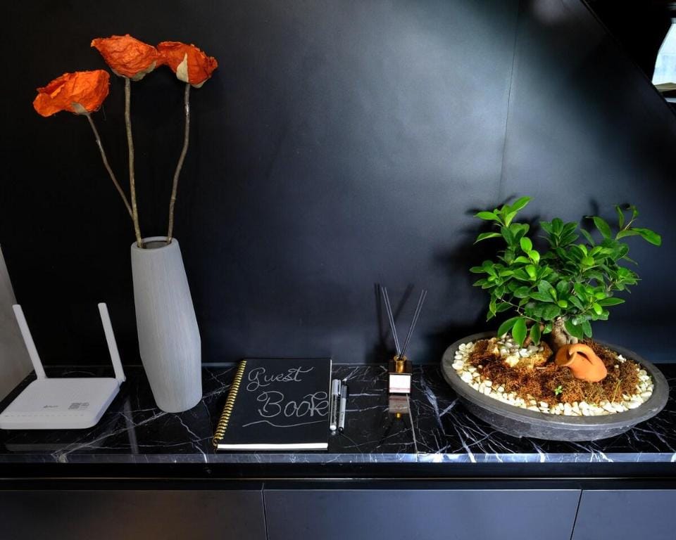 Casa Rica for adventurous fun - C Fort TB Apartment in Makati