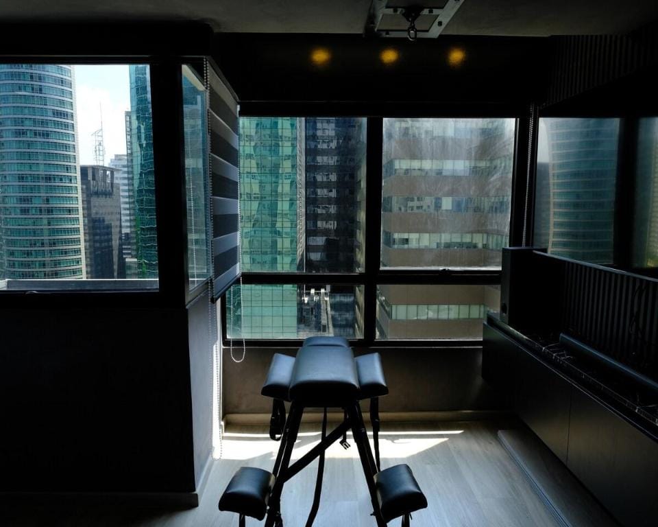Casa Rica for adventurous fun - C Fort TB Apartment in Makati