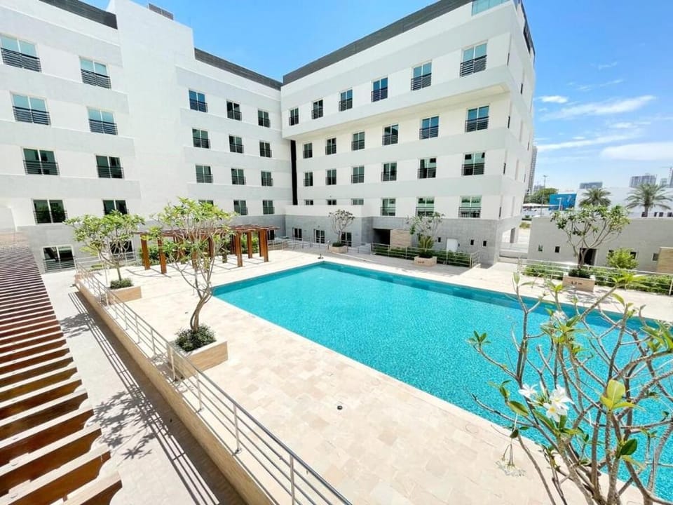 Relax in this Cozy 1BR unit. Apartment in Dubai