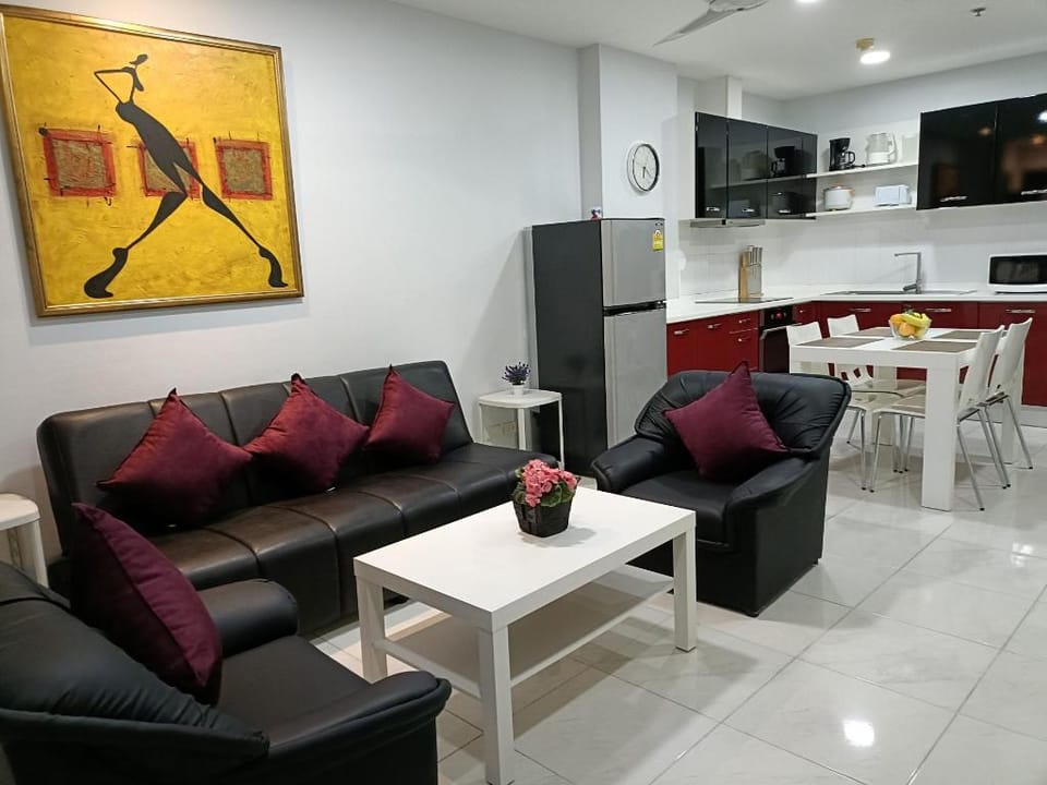 Central Patong 1br apartment, close to everything! Apartment in Patong