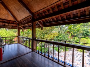 Trang an Lighthouse Homestay Apartment in Laos