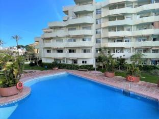Beachfront Apartment with Terrace Apartment in Benalmadena